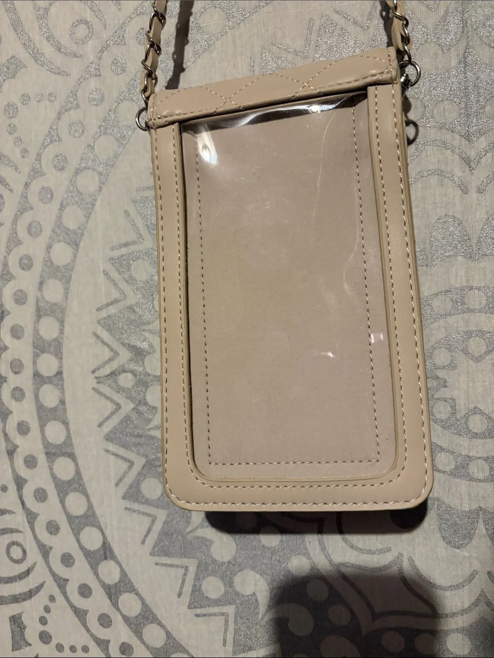 Studio Badgley Mischka Pearl Embellished Quilted Phone Crossbody – Beige/Cream